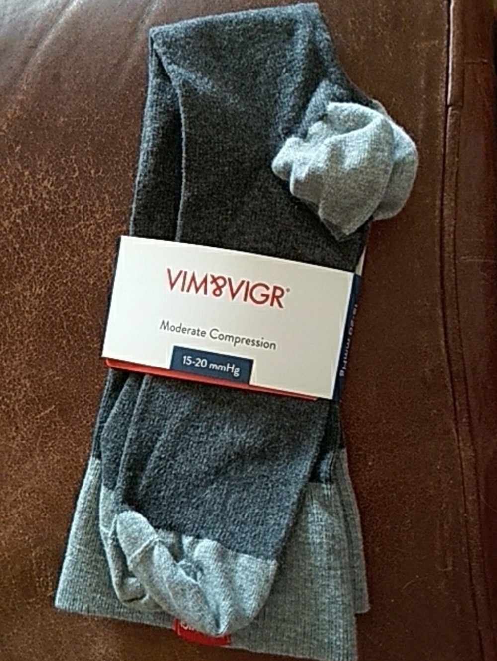 Men’s Gray Moderate Compression Athletic Socks - 15-20 mmHg